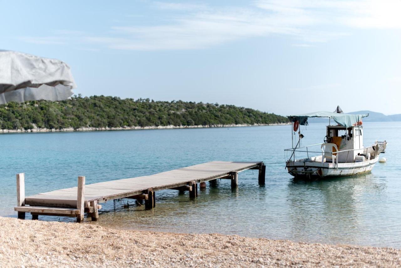 Varko Luxury Suites Paleros Kültér fotó